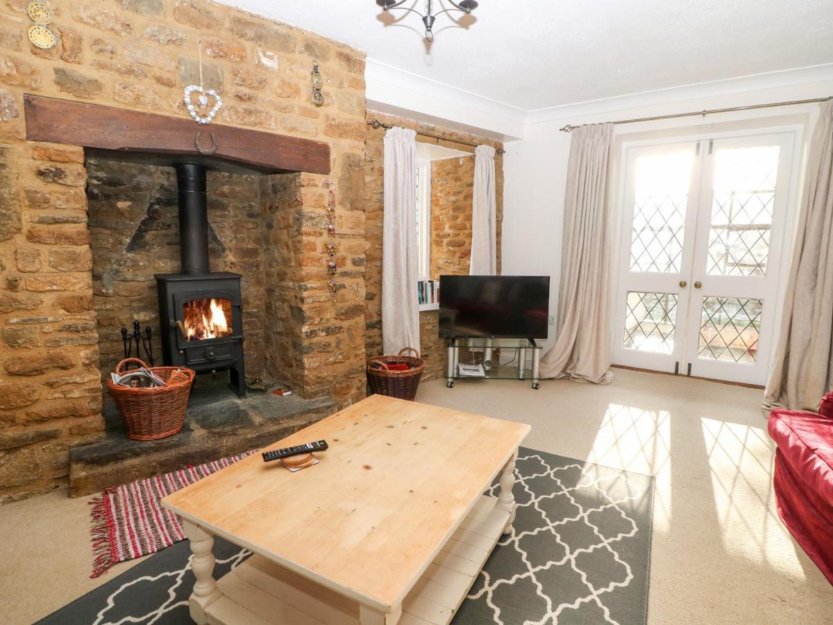 Stone Wheel Cottage Hook Norton Экстерьер фото
