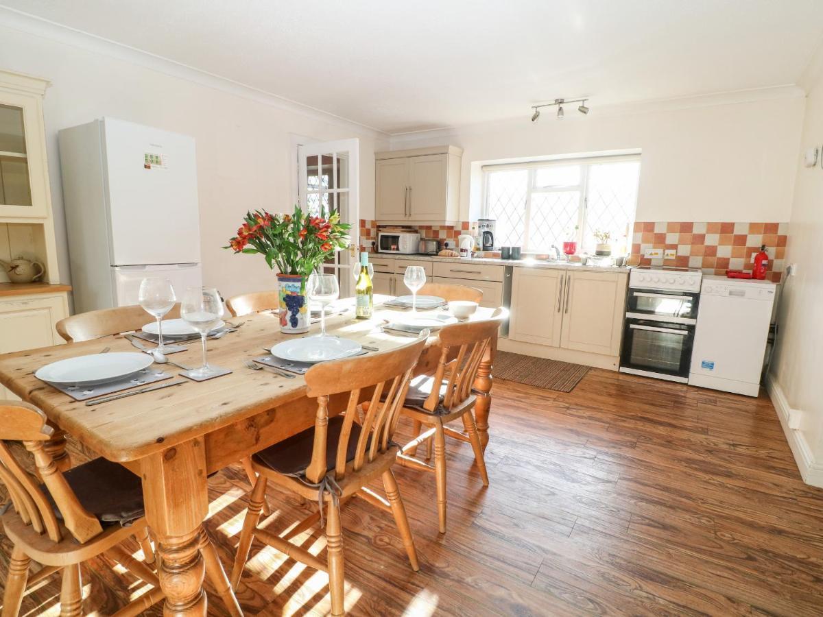 Stone Wheel Cottage Hook Norton Экстерьер фото